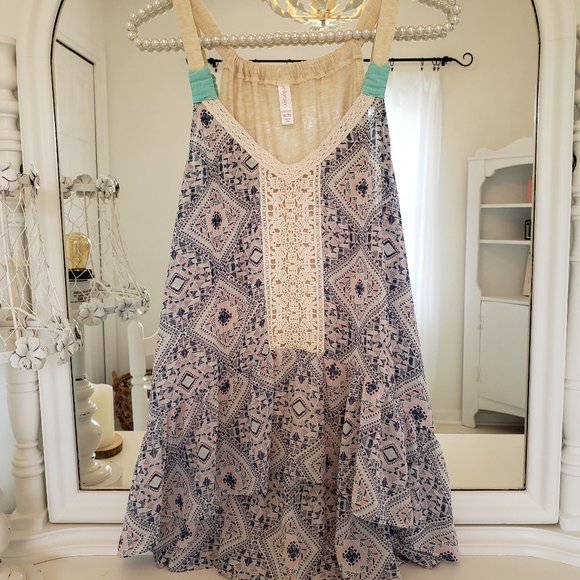 Lightweight XL X-Large Halter Top Blues Pinks Xhilaration Crochet Hi Low Turquoi - Picture 1 of 4